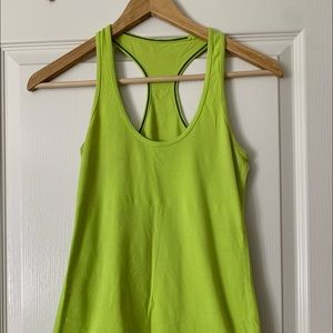 Lululemon Tank top lot